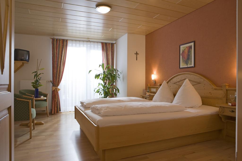 Gasthof Zur Burg Ewattingen Szoba fotó